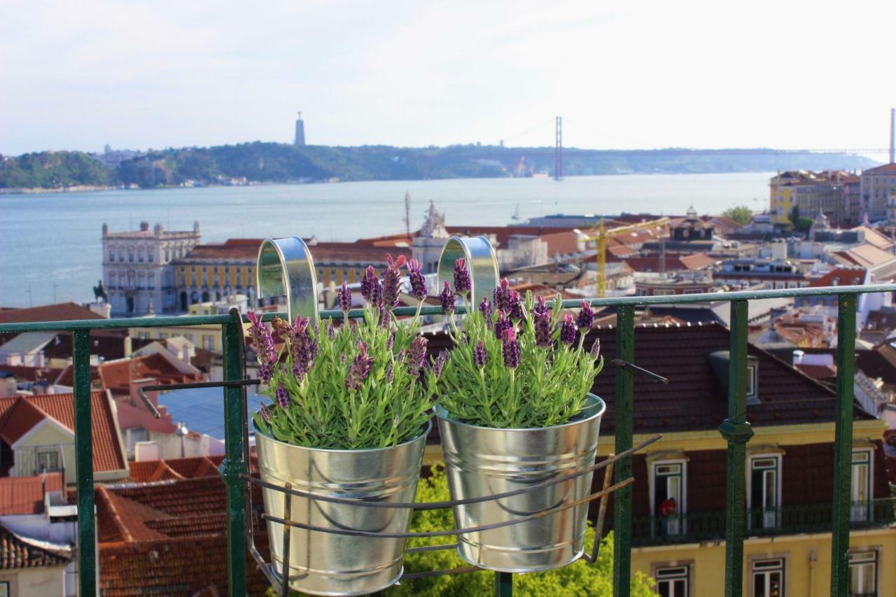Casa Miratejo - Downtown Apartment Lisbon Luaran gambar